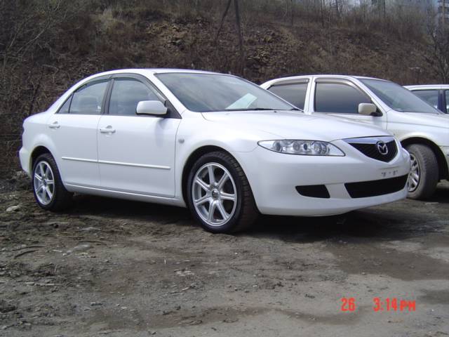 2003 Mazda Atenza