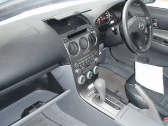 2003 Mazda Atenza Photos