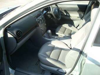 2003 Mazda Atenza Photos