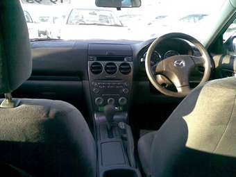 2003 Mazda Atenza Images