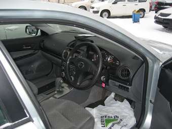 2003 Mazda Atenza Pictures