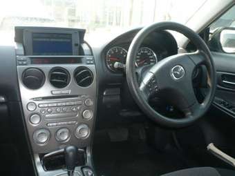 2003 Mazda Atenza Pictures