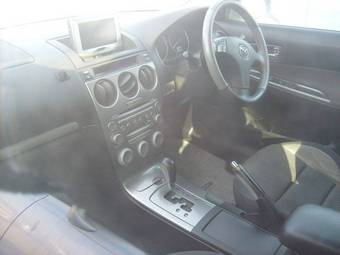 2003 Mazda Atenza Images