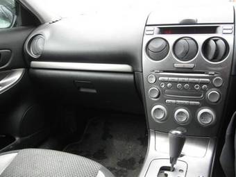2003 Mazda Atenza Pictures