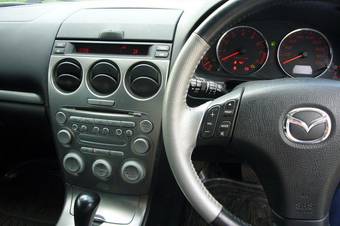 2003 Mazda Atenza Photos