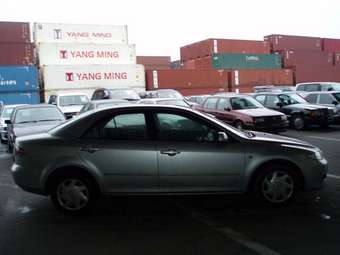 2004 Mazda Atenza Pictures