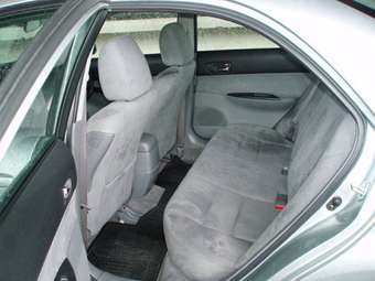 2004 Mazda Atenza Pictures