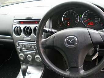 2004 Mazda Atenza Pictures