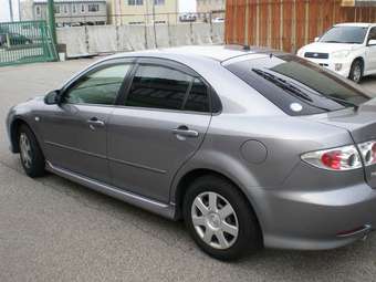 2004 Mazda Atenza Photos