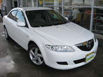 2004 Mazda Atenza Photos