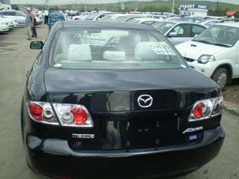2004 Mazda Atenza Pictures