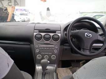 2004 Mazda Atenza Pics