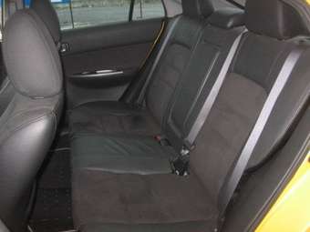 2004 Mazda Atenza Photos