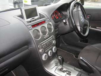 2004 Mazda Atenza Photos