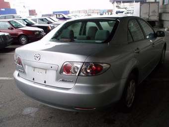 2004 Mazda Atenza Pics
