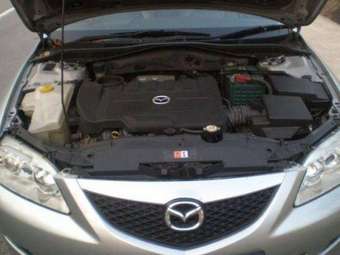 2004 Mazda Atenza Photos