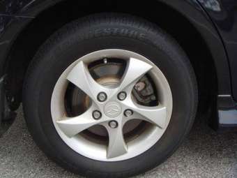 2004 Mazda Atenza Pictures