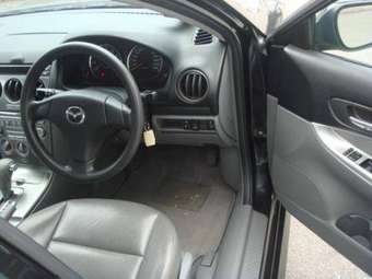 2004 Mazda Atenza Photos
