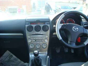 2004 Mazda Atenza Pictures