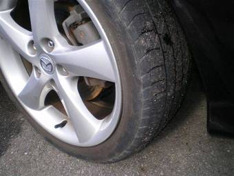 2004 Mazda Atenza Images