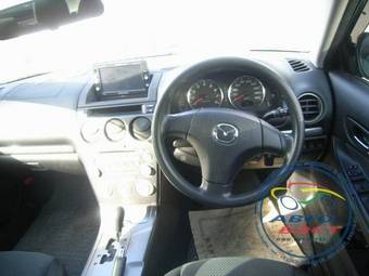 2004 Mazda Atenza Images
