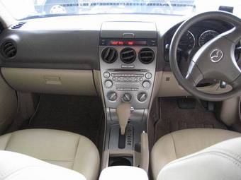 2004 Mazda Atenza Pictures