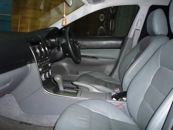 2004 Mazda Atenza Pictures