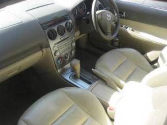 2004 Mazda Atenza Pics