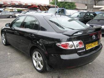 2004 Mazda Atenza Photos