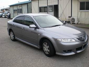 2004 Mazda Atenza Pictures