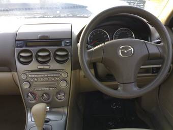 2004 Mazda Atenza Photos