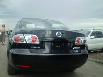 2004 Mazda Atenza Pictures
