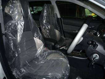 2004 Mazda Atenza Pictures