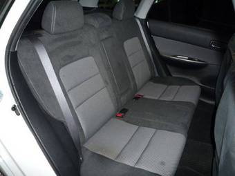 2004 Mazda Atenza Pictures