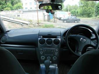 2004 Mazda Atenza Photos