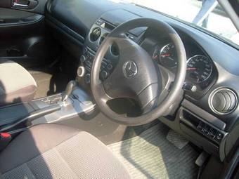 2004 Mazda Atenza Photos