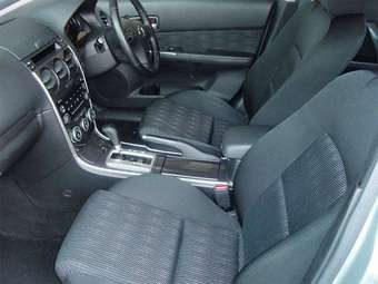 2005 Mazda Atenza Photos
