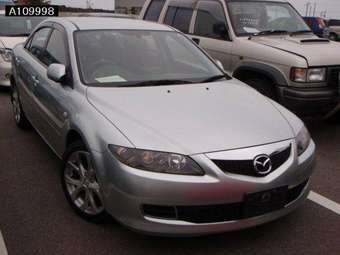 2005 Mazda Atenza Photos