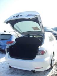 2005 Mazda Atenza Pictures