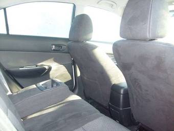 2005 Mazda Atenza Photos