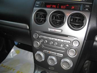 2005 Mazda Atenza Photos