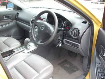 2005 Mazda Atenza Photos