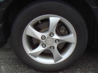 2005 Mazda Atenza Photos