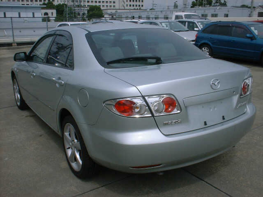 2002 Mazda Atenza Sedan Photos