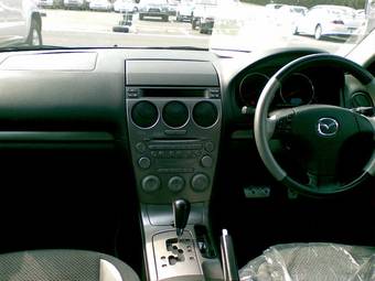 2002 Mazda Atenza Sport Pictures