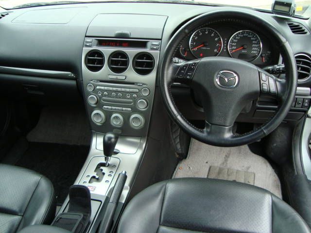 2003 Mazda Atenza Sport