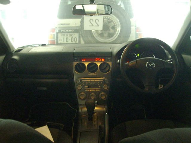 2005 Mazda Atenza Sport