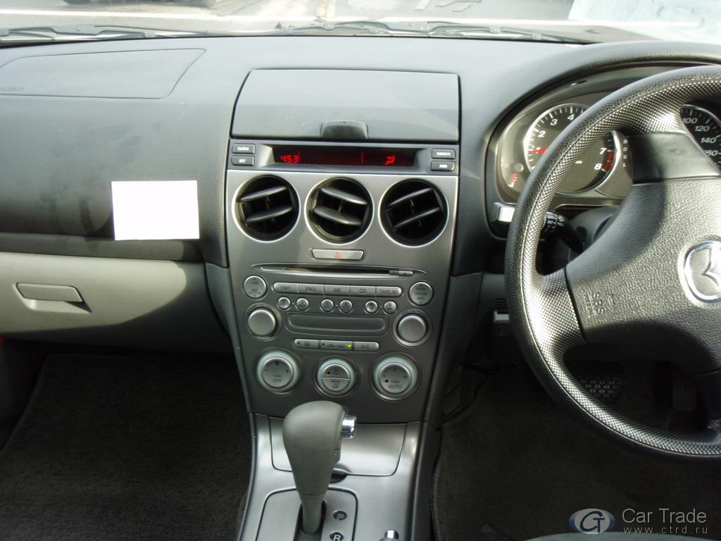 Mazda atenza салон