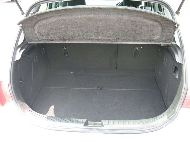 2003 Mazda Axela