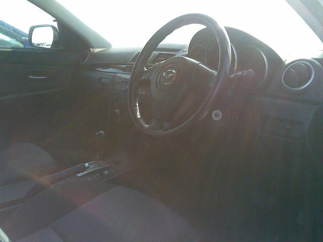 2003 Mazda Axela